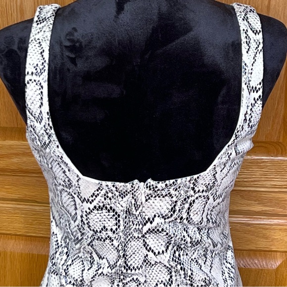 ZARA Animal Print Snakeskin Faux Suede Mini Dress Black & Ecru Size Medium‎ - Picture 9 of 13